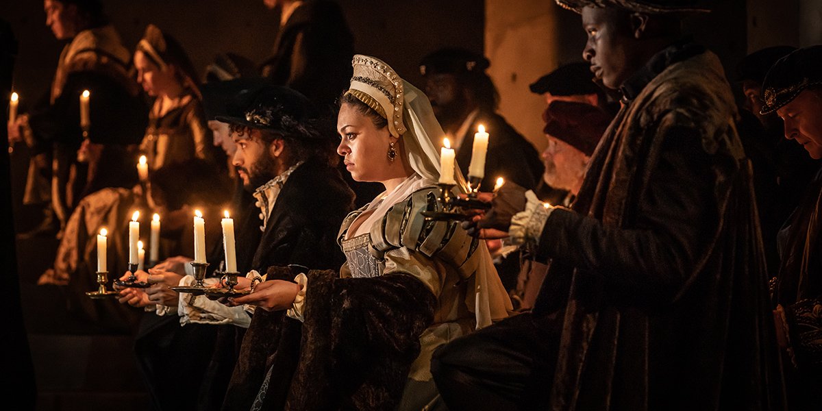 Aurora Dawson-Hunte as Elizabeth Seymour and Company. Photo by Marc Brenner.