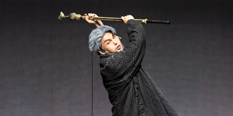 Jung Young-doo for his direction of Lear